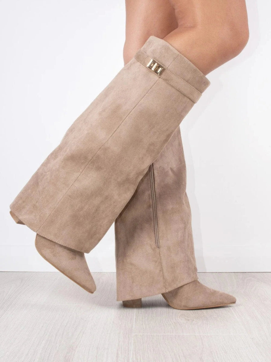 Tasha – Elegante Damenstiefel aus hochwertigem Suede mit goldenen Akzenten