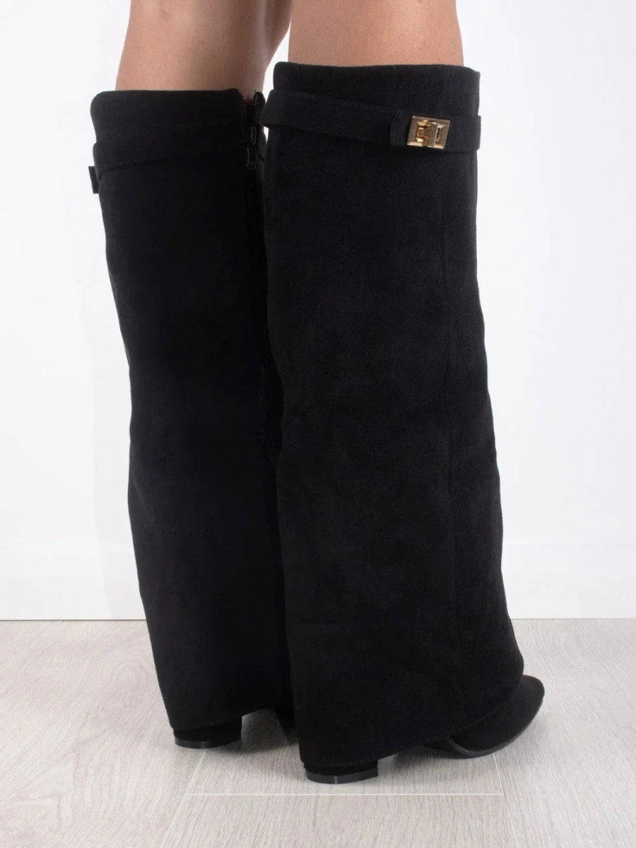 Tasha – Elegante Damenstiefel aus hochwertigem Suede mit goldenen Akzenten