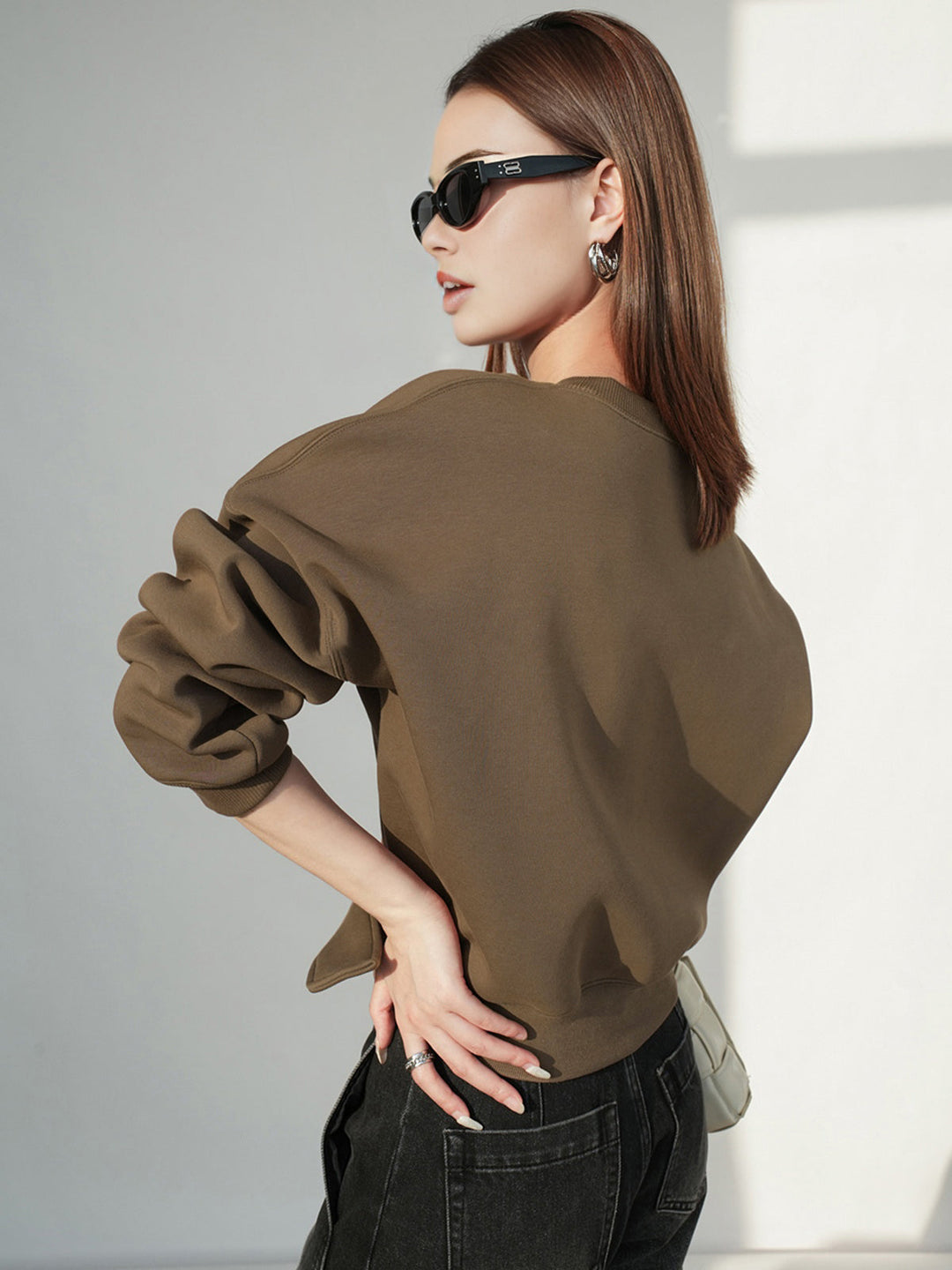 Yousa – Kurzer Pullover