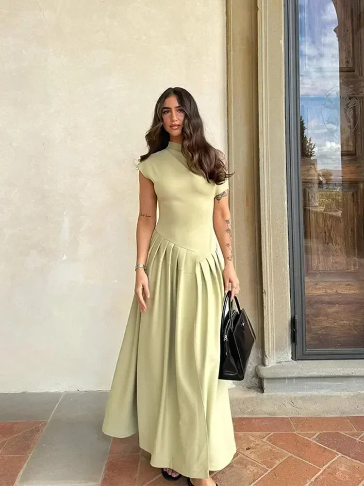 Valessia – Trendiges schulterfreies Maxikleid mit tailliertem Schnitt
